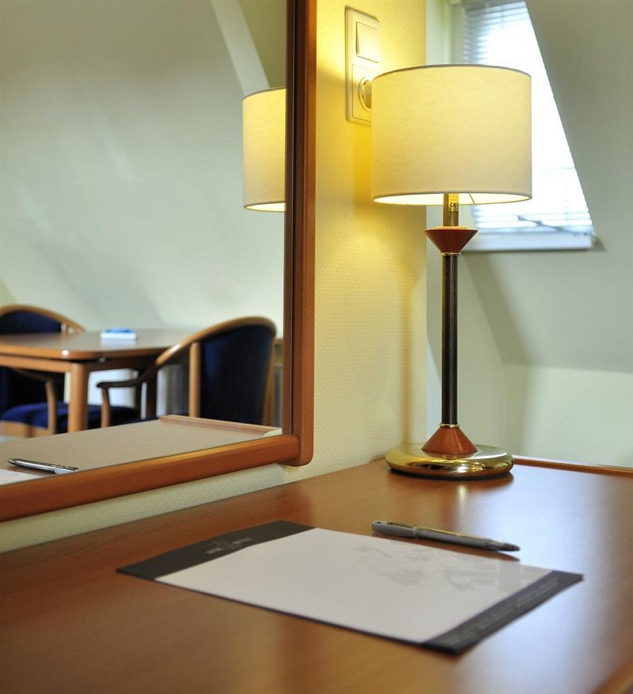 Sas van Gent Hotel & Appartementen Royal מראה חיצוני תמונה
