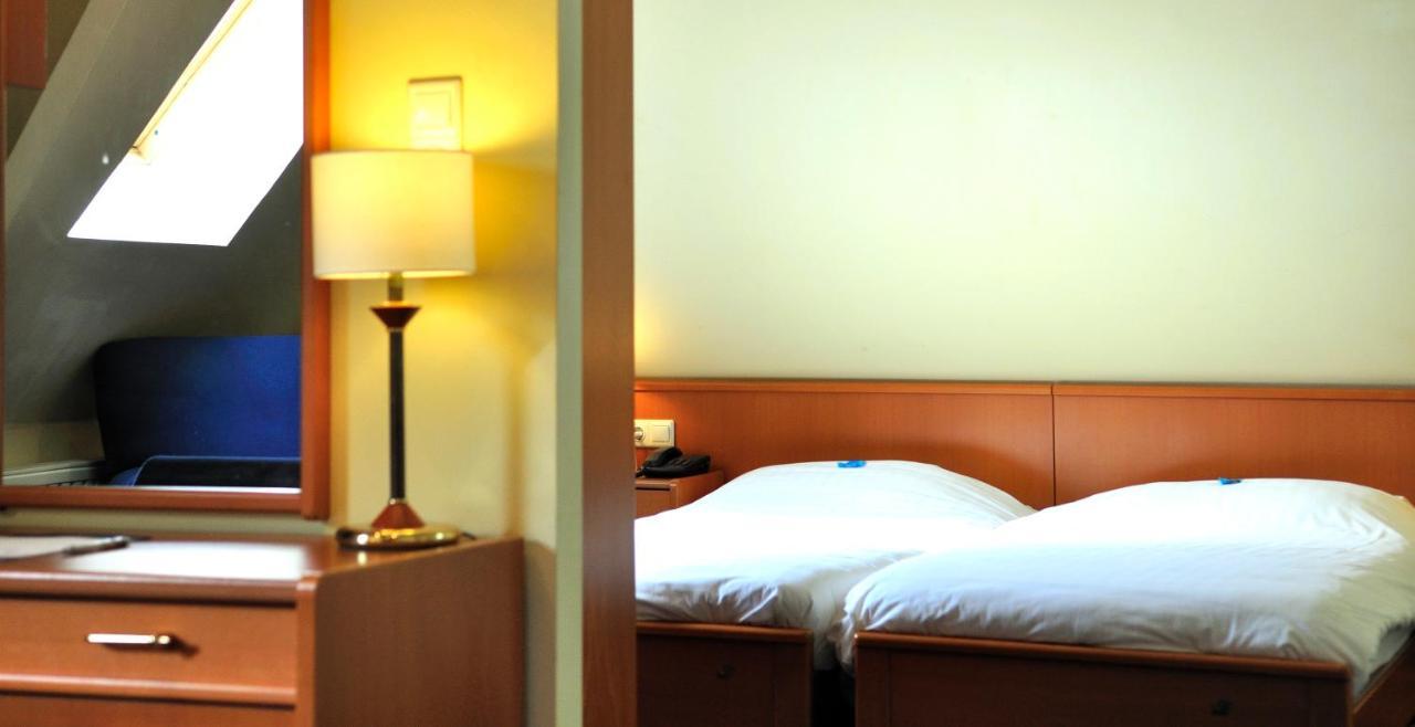 Sas van Gent Hotel & Appartementen Royal מראה חיצוני תמונה